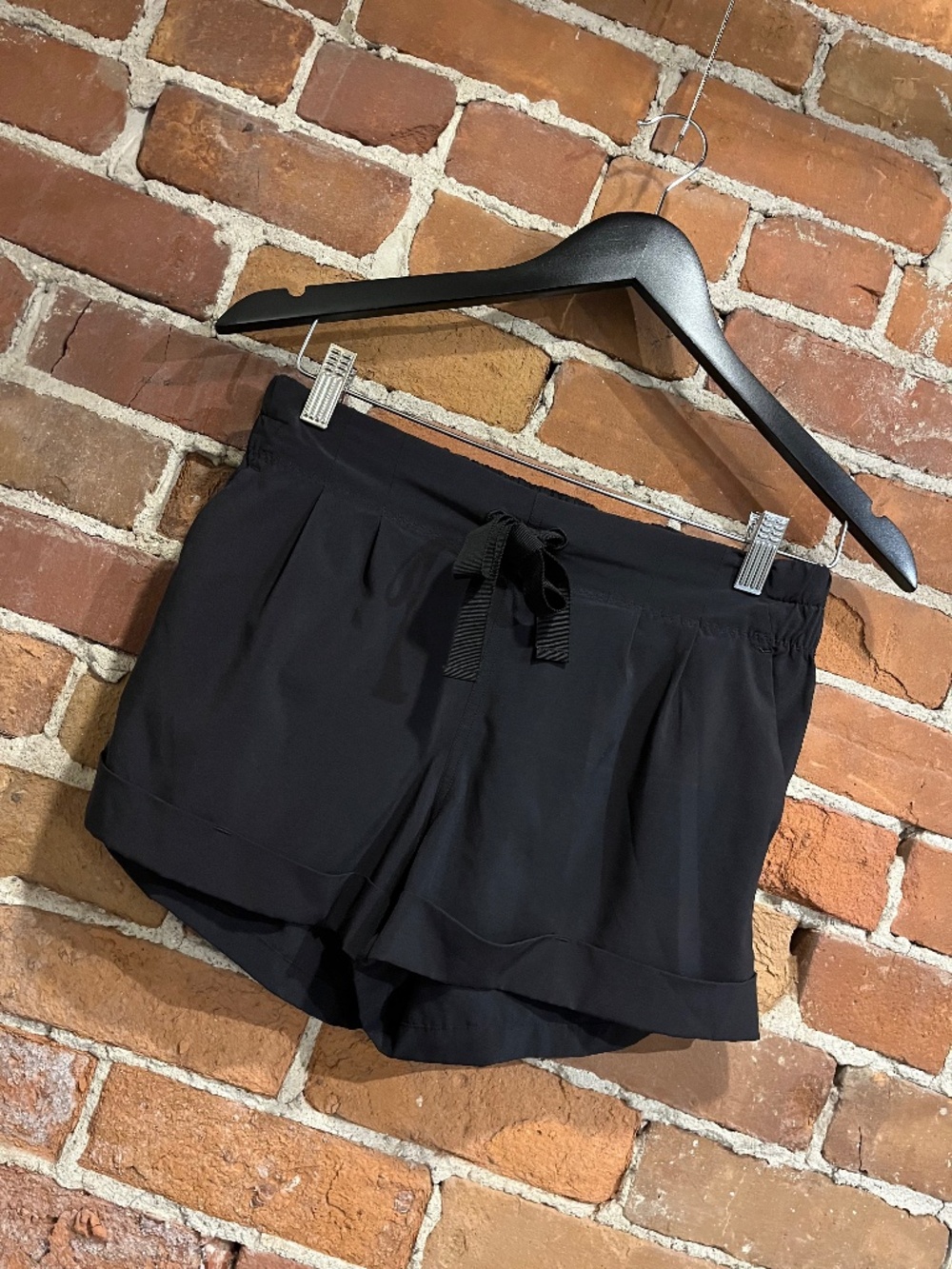 Lululemon Women’s Black Drawstring Casual Shorts
